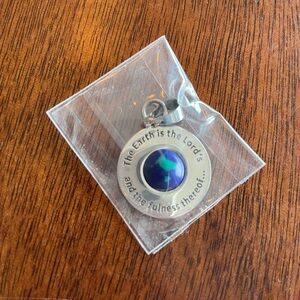 Vintage Silver The Earth is the Lord's Psalms 24 New Necklace Pendant